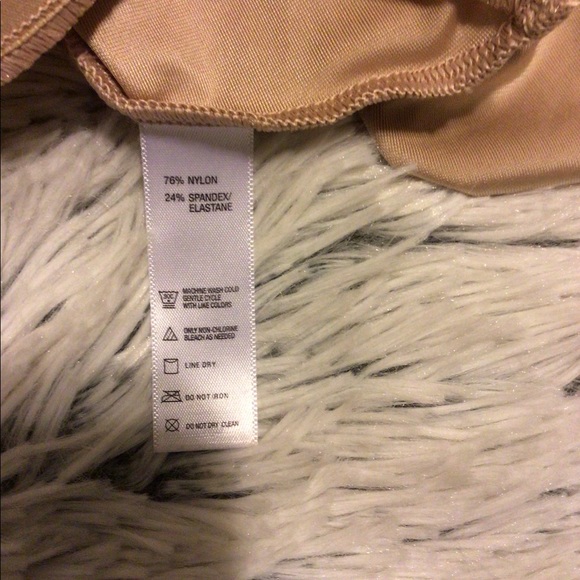 Spanx plus size shaper nude cami🎉Final price🎉 - Picture 5 of 5